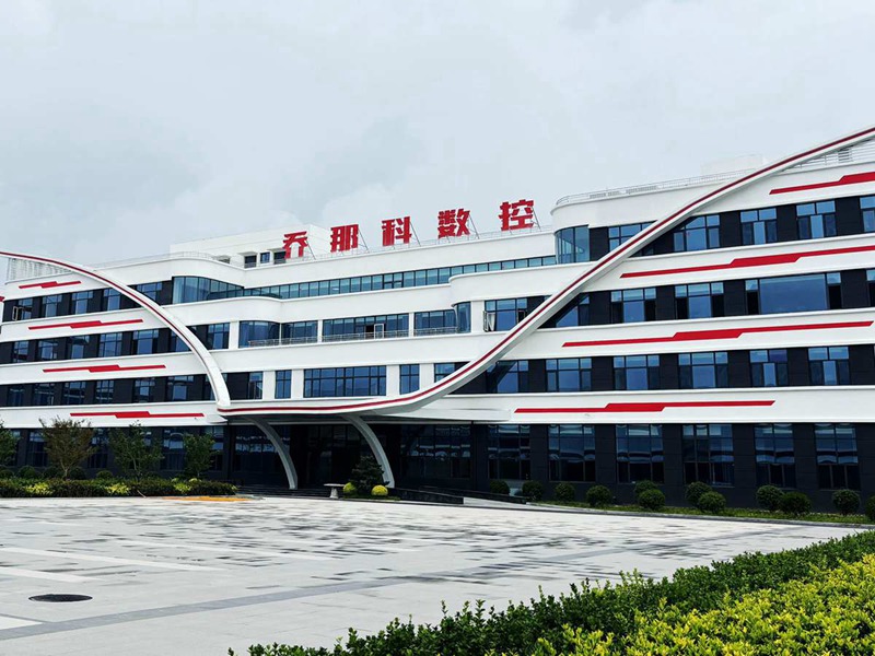 乔那科数控：定梁式龙门加工中心助力精密制造再升级