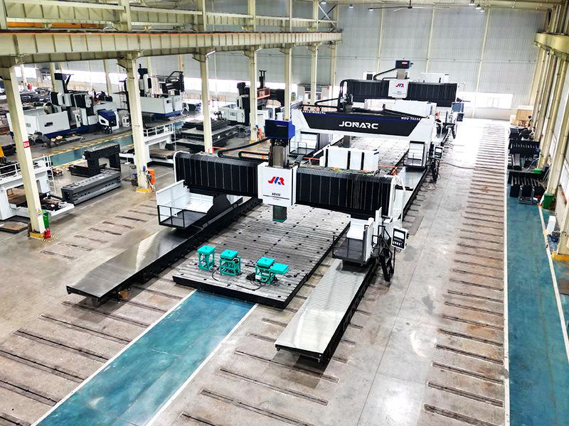 五轴三龙门加工中心.jpg 五轴三龙门加工中心.jpg